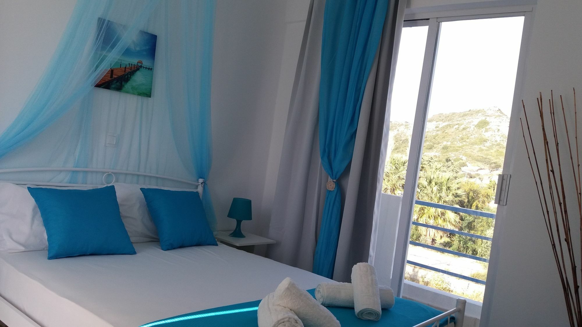 Sofias Blue Apartment Faliraki Bagian luar foto
